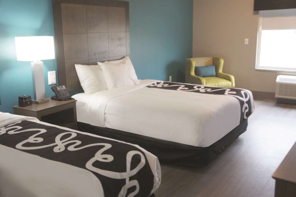 La Quinta By Wyndham West Memphis Hotel Room photo