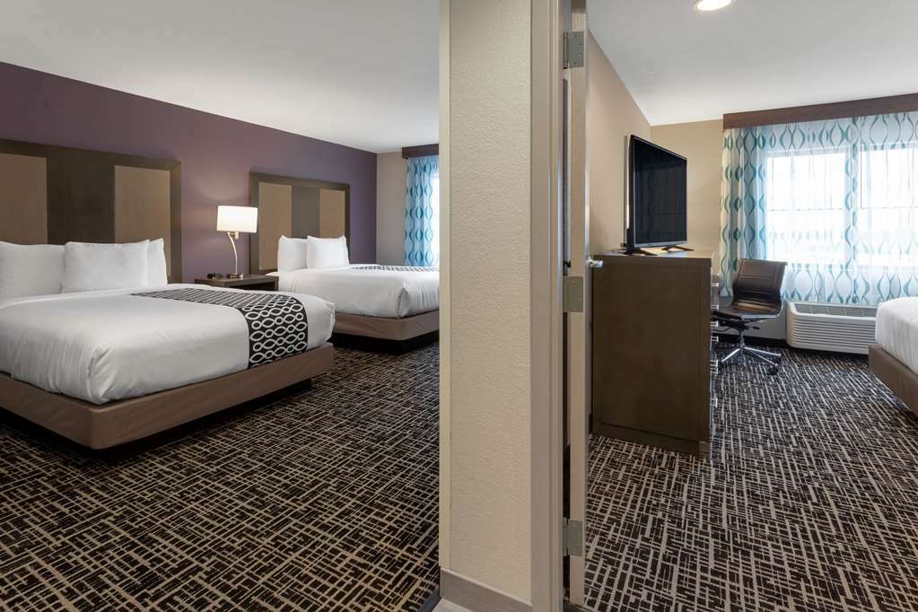 La Quinta By Wyndham West Memphis Hotel Room photo